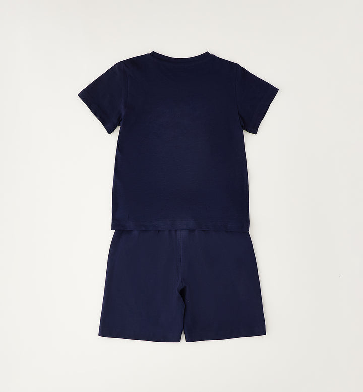 T-shirt + shorts Strandlook