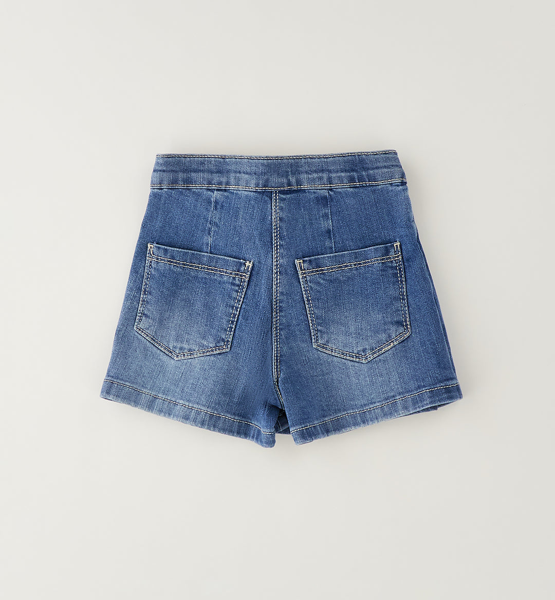 Denimshorts med skjørtedetalj