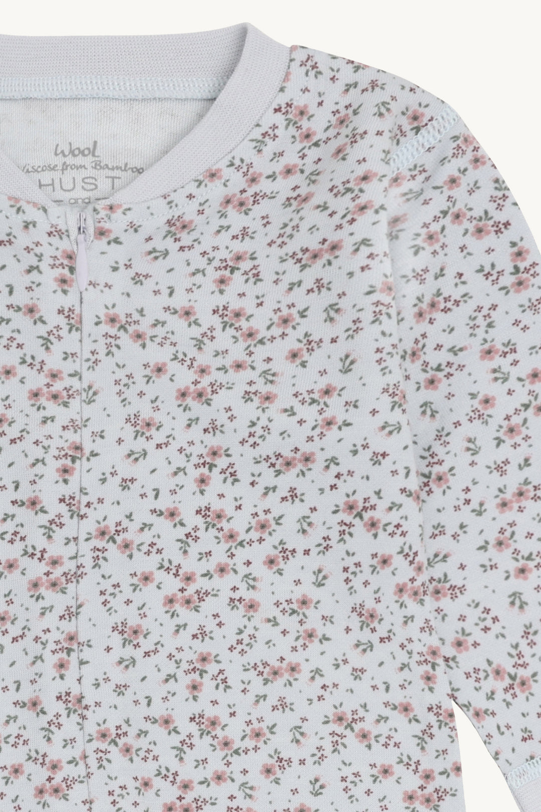 Ullviskose-heldress med små blomster