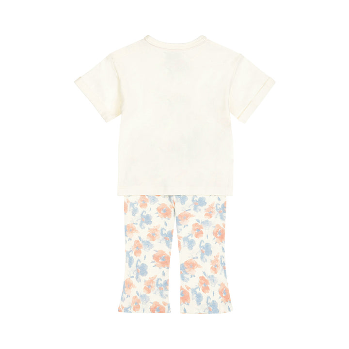 T-shirt + slengbukse