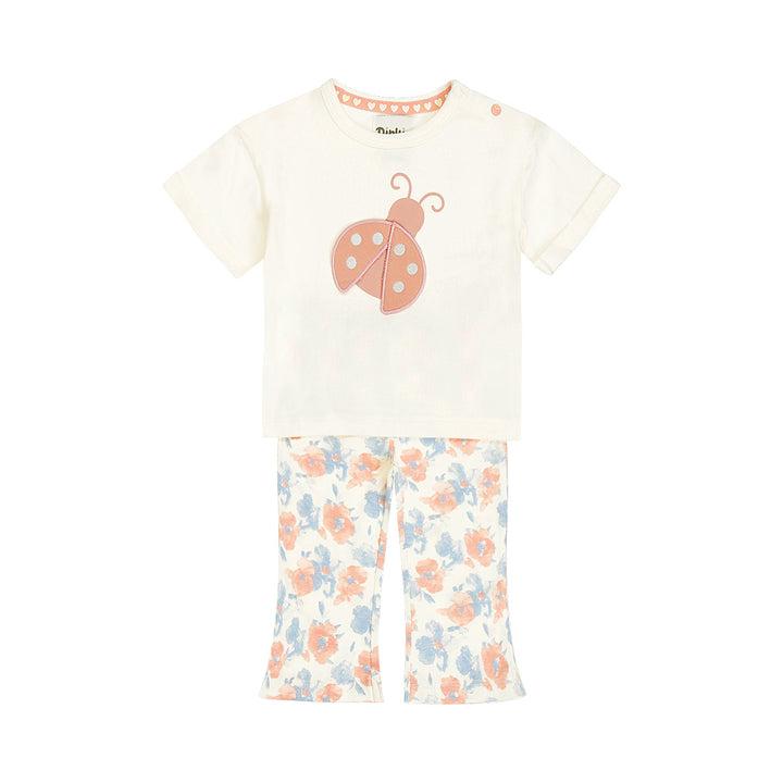 T-shirt + slengbukse