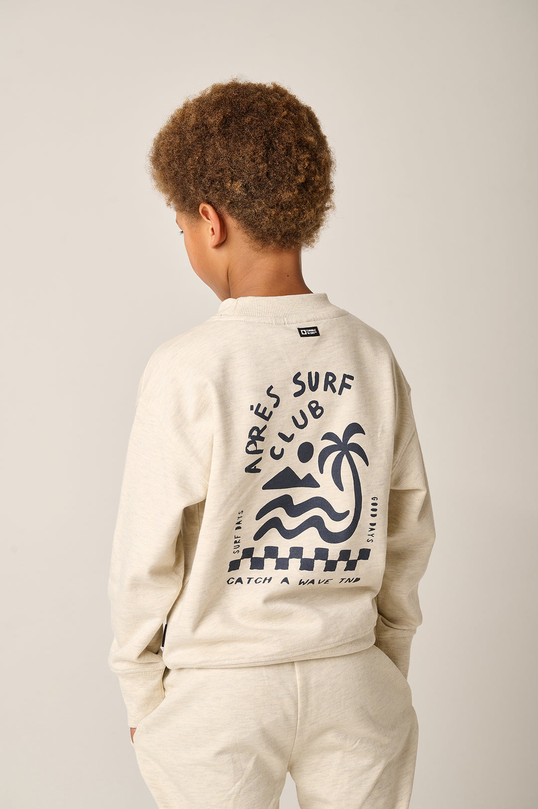 Sweater Surfboards Seashore