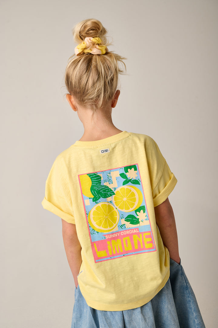 T-shirt lemons sunny c. Limone
